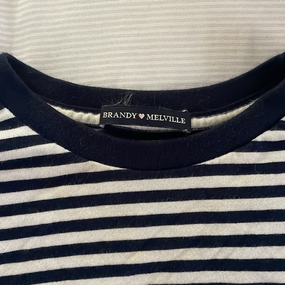 Brandy Melville Striped T-shirt - Picture 3 of 4